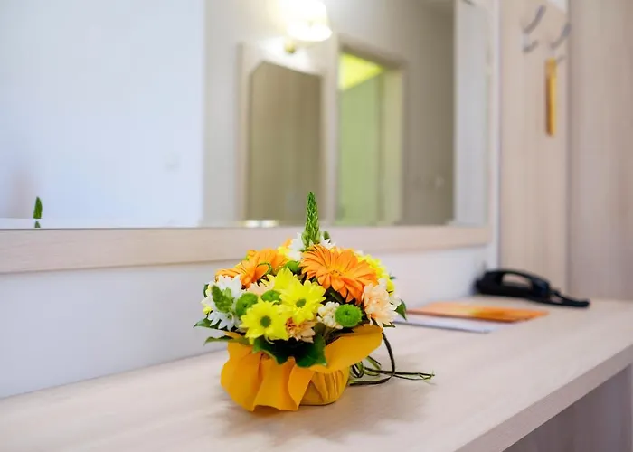 Hotell Garden Nevis Slăntjev Brjag