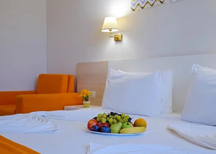 Garden Nevis 3* ساني بيتش