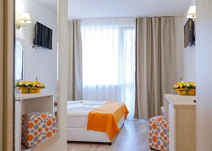 Garden Nevis Hotell 3*