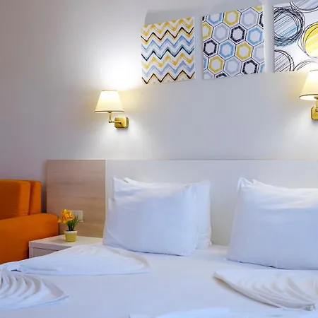 Hotel Garden Nevis Sluneční pobřeží
