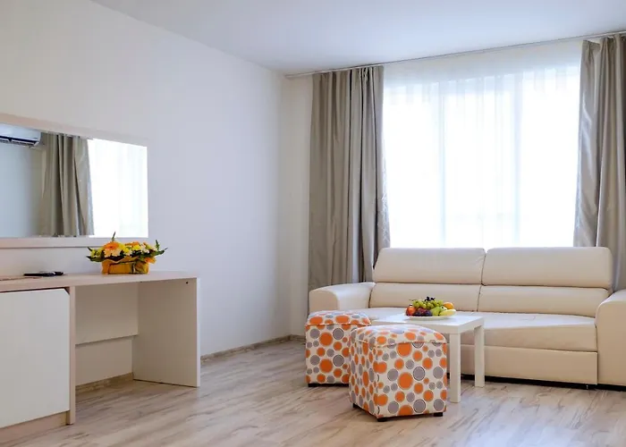 Garden Nevis Slantschew brjag