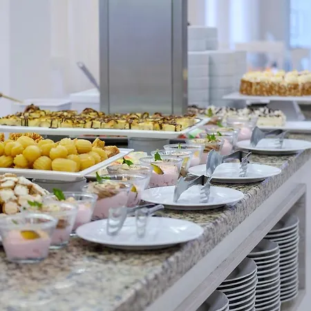 Hotell Garden Nevis Slăntjev Brjag